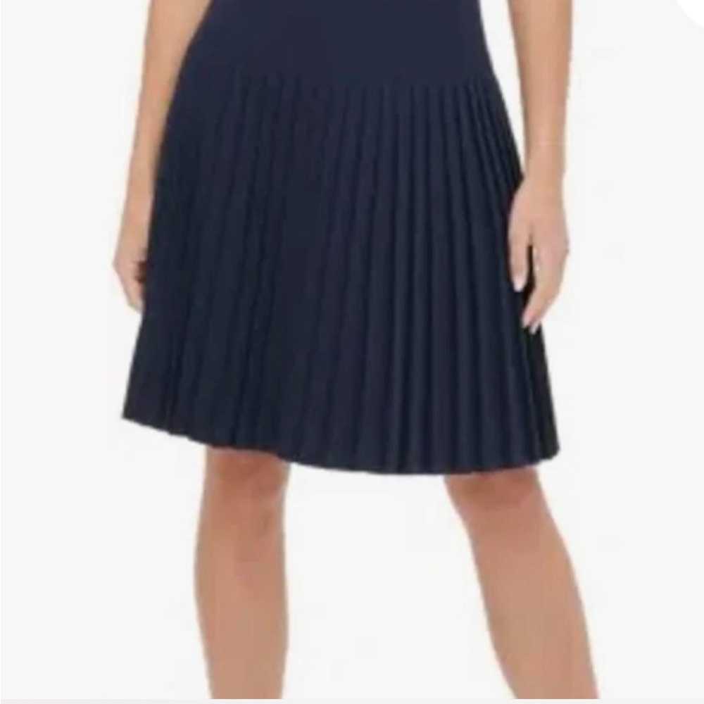 Elegant Navy Pleated Skirt